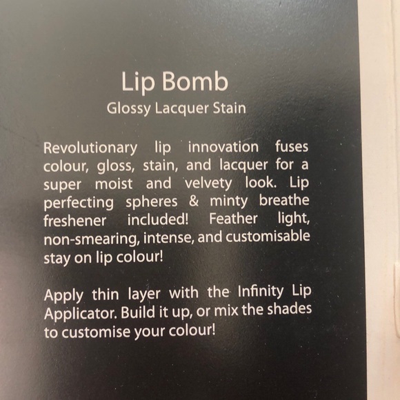 Mirenesse Glossy Lip Bomb in Shade 2 - Picture 3 of 8